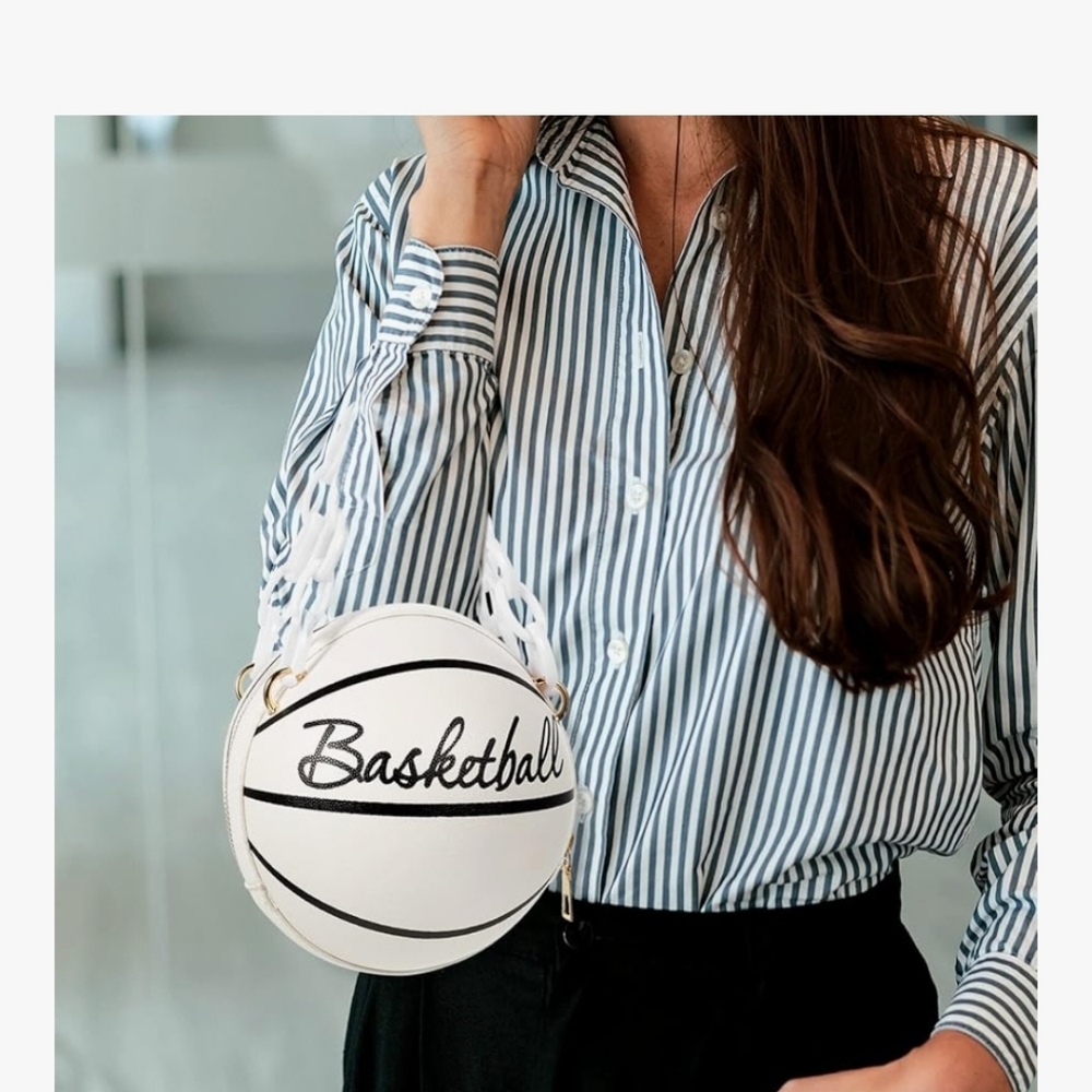 NWOT Womens Fashionable Basketball Shape Handbag Pouch